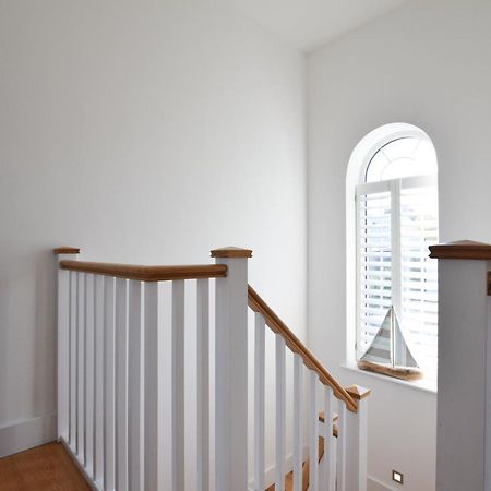 Whispers - 4 Bedroom Modern Family Holiday Home In Salcombe Sleeps 8 المظهر الخارجي الصورة
