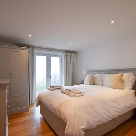 Whispers - 4 Bedroom Modern Family Holiday Home In Salcombe Sleeps 8 المظهر الخارجي الصورة