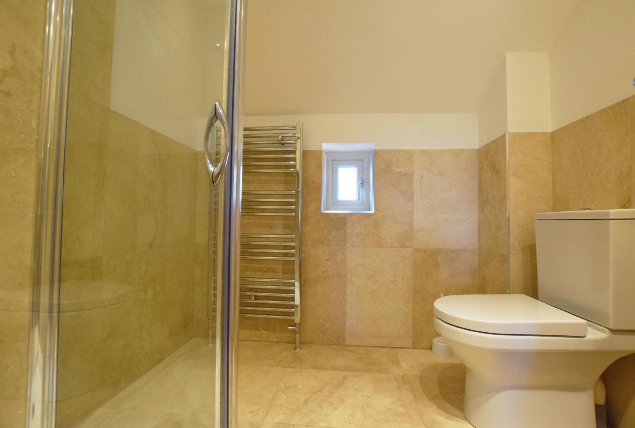 Whispers - 4 Bedroom Modern Family Holiday Home In Salcombe Sleeps 8 المظهر الخارجي الصورة